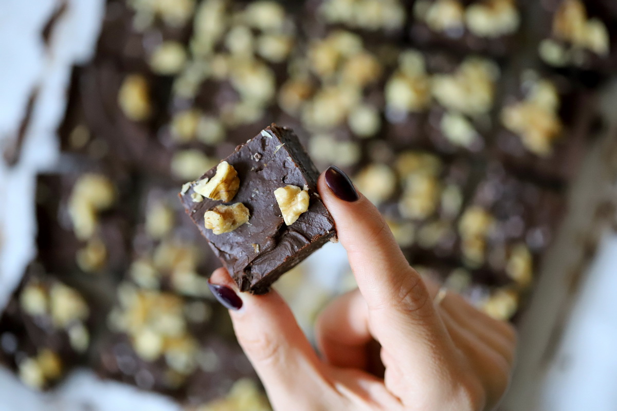 בראוניז שוקולד בריאים ללא אפייה וללא גלוטן